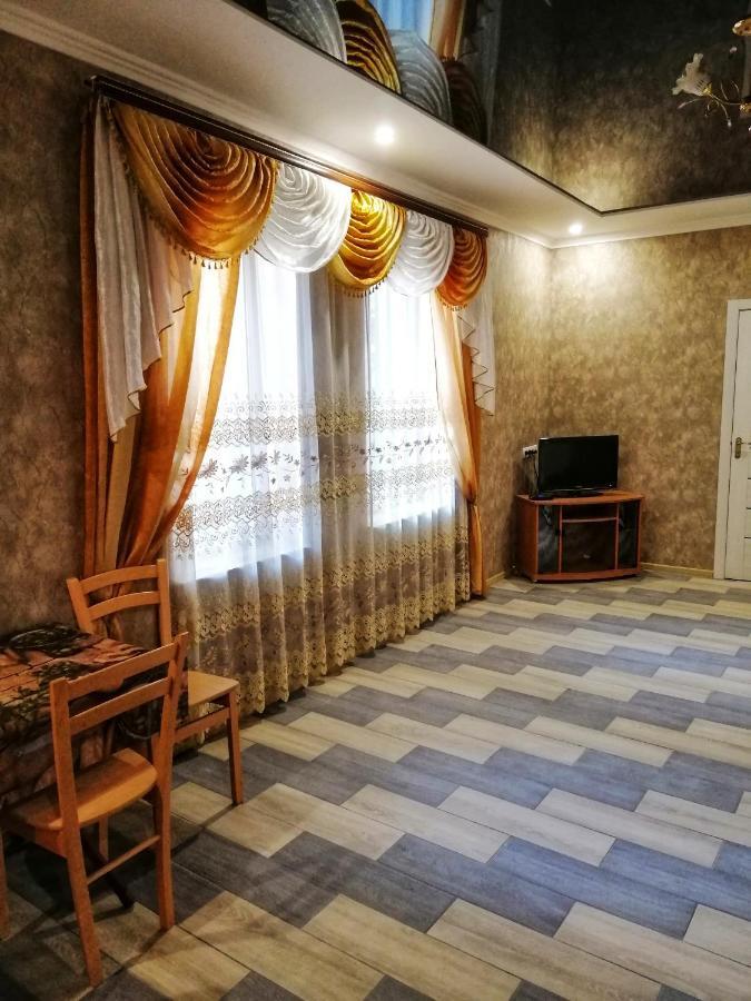 Посуточная Аренда В Центре Кропивницкого Apartment Kropyvnytskyi Luaran gambar